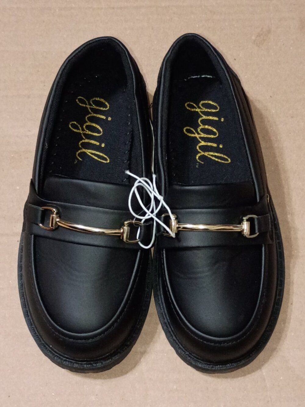 Nwot Girls Gigil Loafers size 1